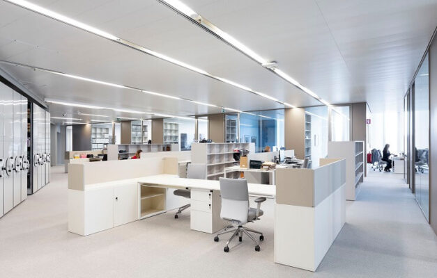 Một mẫu văn phòng được thiết kế đơn giản, hiện đại, linh hoạt